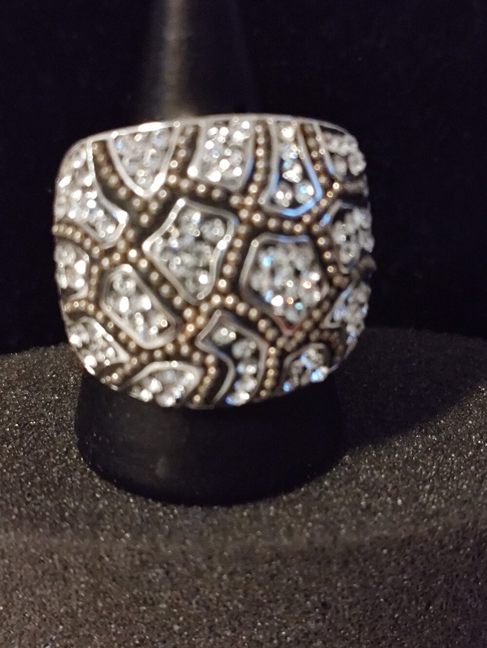 Ladies Ring
